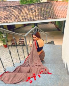 Barkha Bisht Sengupta Instagram - Want to be a breath of forever in a world of temporary ! 

@suta_bombay