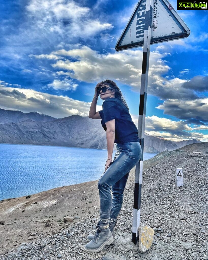 Barkha Bisht Sengupta Instagram - Disconnected from the world for these few days … and I didn’t miss a thing !! #ladhakdiaries #pangonglake #travelgram Pangong
