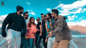 Barkha Bisht Sengupta Instagram - YEH YAARIYAAN will be yours tomorrow ❤️ 

Subscribe to my YouTube channel - SuyyashRaiOfficial (LINK IN BIO)

A song for every friend , from every friend ❤️🧿

Music : @shubham.singh.jadon 
Lyrics : @thelovetune 
Sher 🖊️❤️ : @dhrruvyogi 

@skydigitalofficial