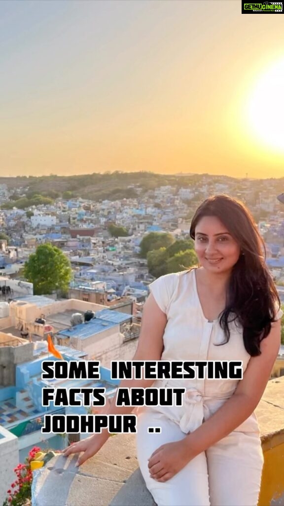 Bhanushree Mehra Instagram - Get to Know Jodhpur in a Whole New Light !! Let’s delve into the lesser-known facts about this stunning city. From the legendary Jodhpuri turban to the unique Rajasthani cuisine, this city will surprise you at every turn. So tell me WHICH FACT INTRIGUED YOU THE MOST? Share in the comments below 👇 . . . . #jodhpur #bluecity #interestingfacts #rajasthan