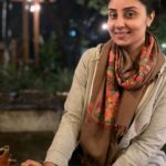 Bhanushree Mehra Instagram - What dinners look like at home during winters… ! 😀🍷🍗 . . . . . . . . #barbequenight #winterishere #homediaries