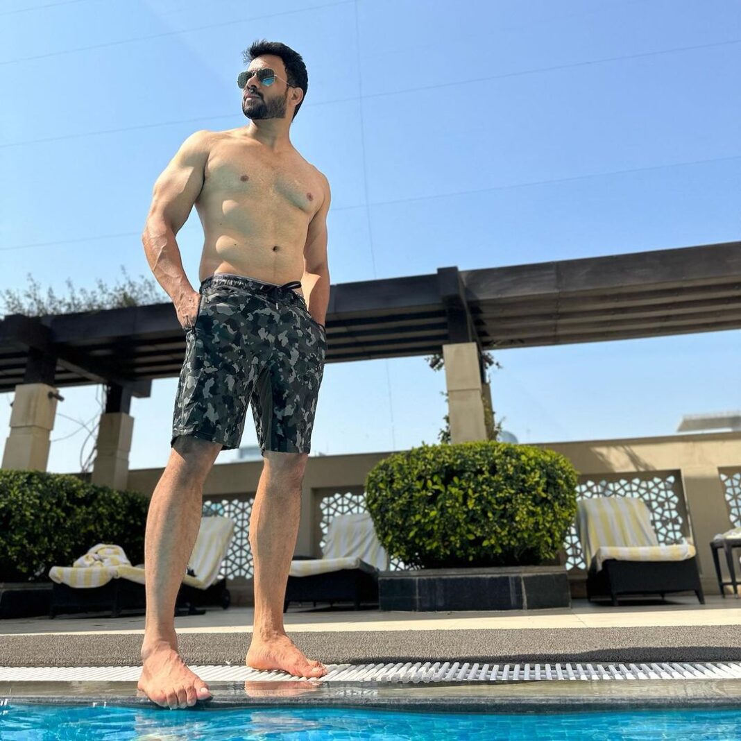 Bharath Instagram - Summer state of mind !! ☀️😎 📸 @shanthnu @kalaiyarasananbu 😀🤝🙏