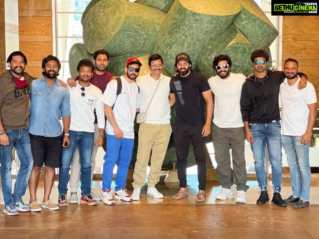 Bharath Instagram - Celebrity cricket league !! Team - Chennai rhinos 🦏 . All set for curtain raiser . #ccl2023 #cricket