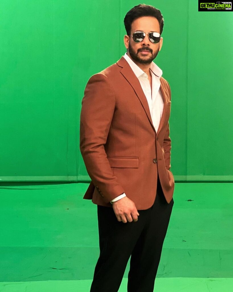 Bharath Instagram - 👔👕👓🕶😍