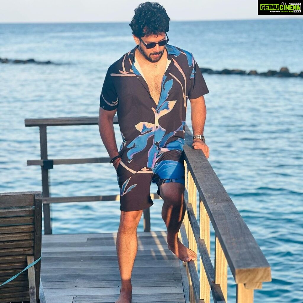 Bharath Instagram - Throwback post !! #maldivesdiaries #sunday #chill #infinity #selfmusing