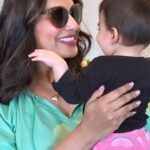 Bipasha Basu Instagram – Uffff  the love  in her eyes when mamma is back home ❤️🧿🧿🧿🧿🧿🧿🧿
Lucky Mamma ❤️🧿