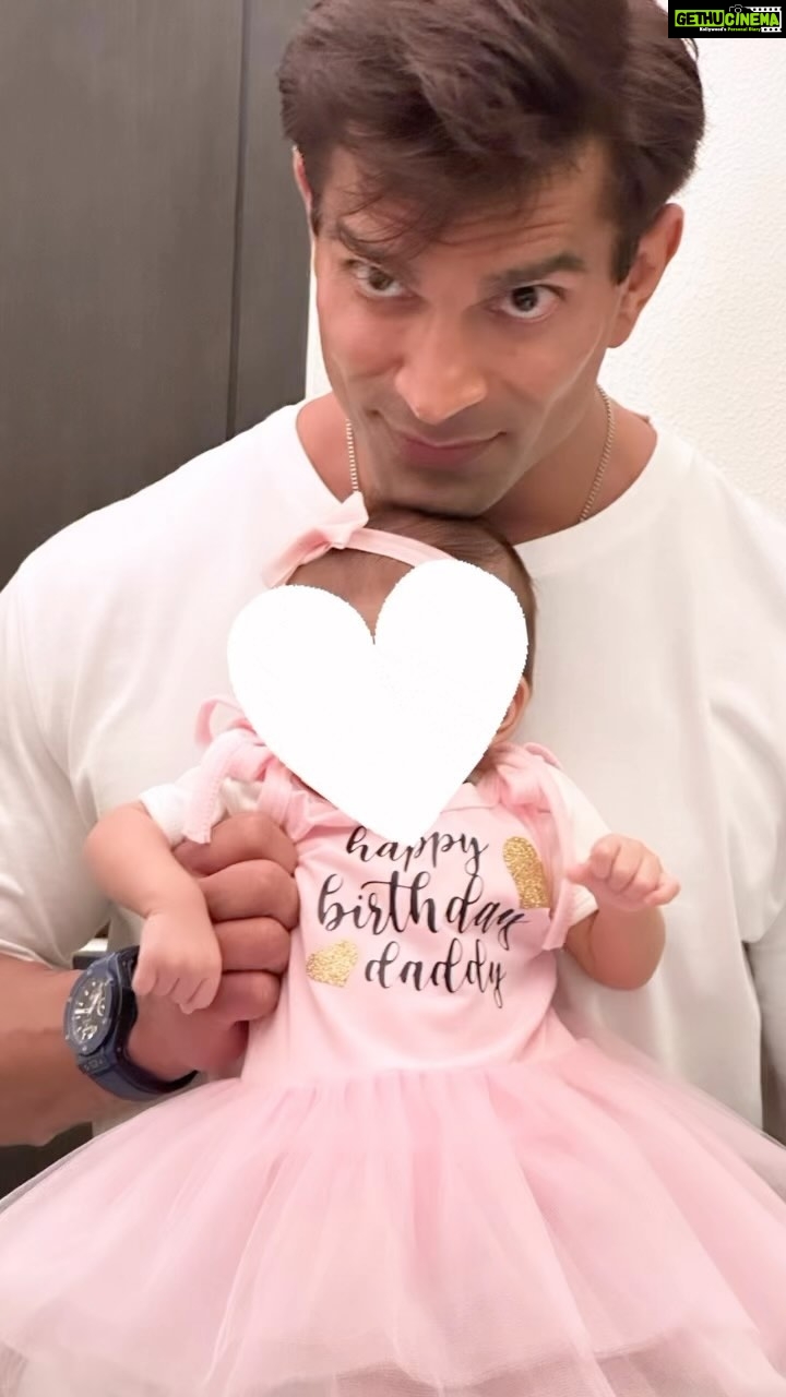 Bipasha Basu Instagram - First Birthday as Papa❤️🧿Hottest Papa❤️🧿 #monkeyprincebirthday