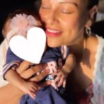 Bipasha Basu Instagram – My heart is full ❤️🧿🙏
Devi thank you ❤️🧿
📸 Papa @iamksgofficial 
#newmom #blessed #godsgift #gratitude #justlove