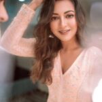 Catherine Tresa Instagram - Some of our best chats are with our mirrors..☺️ #itsallpink #onarainyday #mebeingme 📷 : @adrin_sequeira Makeup : @makeup_by_lavanya Hair : @marella_makeupstudio Assistance: @venkatbattula1 & @sathyaaparna2010 & @m_n_pavan_kumar Special shoutout to @rams417 😊