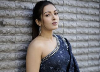 Catherine Tresa Instagram - Blast from the past😎 #throwback #flashbackfriday #mebeingme