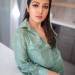 Catherine Tresa Instagram - This is what zoning out looks like😜😎.. #weekendvibes #mebeingme #mypokerface #lovelovelove 📷 : @adrin_sequeira