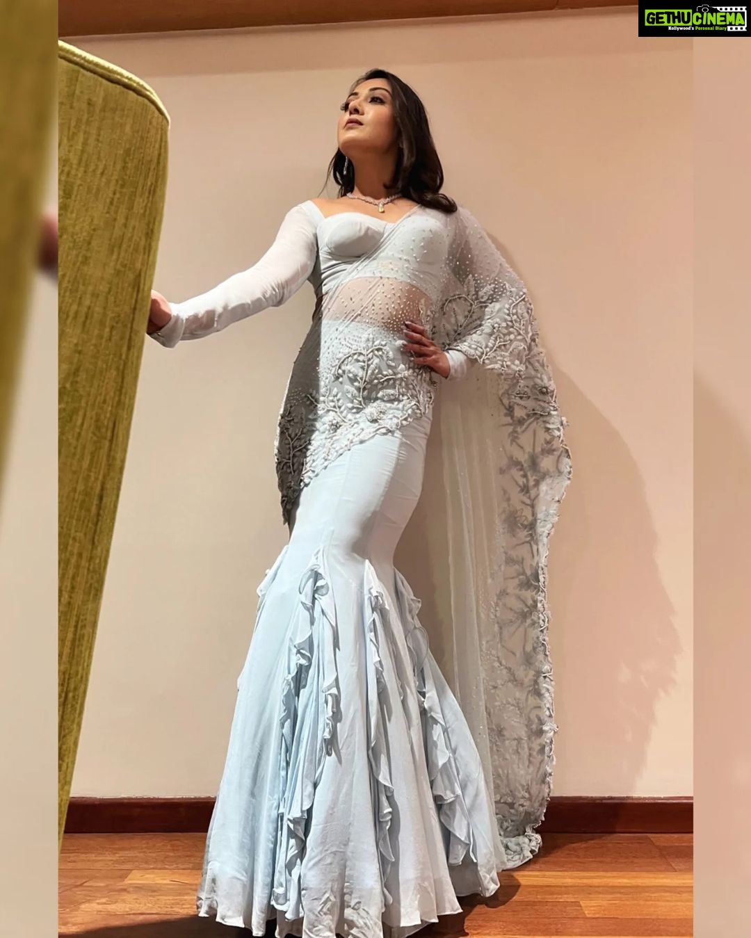 Catherine Tresa - 160.3K Likes - Mermaid wishes and starfish kisses😍🌻
#waltairveerayyaonjan13th #waltairveerayya #mebeingme #tuesdaythoughts #latergram
Styled by @archamehta
Outfit @shlokakhialaniofficial
Jewellery @karnikajewelshyd
Assisted by @poorvjainn
Makeup by @makeup_by_lavanya
Hair by @marella_makeupstudio
Assisted by @venkatbattula1
