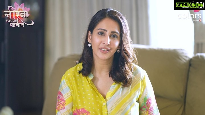 Chahatt Khanna Instagram - Humaare saath se hi le paayegi Neerja aur uski jaisi kayi ladkiyaan apne sapno ki udaan. ✈️ Dekhiye #NeerjaEkNayiPehchaan, Mon-sun raat 8:30 baje, sirf #Colors par. @_world_of_myra_official @snehawagh @panjabikamya @chahattkhanna