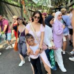 Chahatt Khanna Instagram - Last day in London .. will miss this beautiful city after spending nearly a month.. time to back to my land .. #london #boroughmarket #chahattkhanna #summers #uk #work #vacation Borough Market