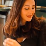Chahatt Khanna Instagram - To the old you from old me 🦋 #chahattkhanna #simple #style #reelitfeelit Dubai UAE