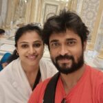 Chandan Kumar Instagram - When husband troll his wife.. ❤️❤️ . @iam.kavitha_official just for fun..🤣 Dubai, United Arab Emirates