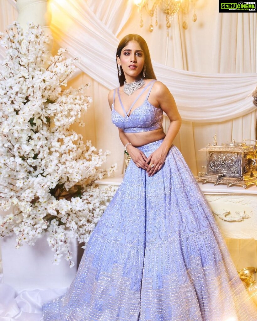 Chandini Chowdary Instagram - For @teach_for_change with Shaadi by Marriott Presented by @theantoraofficial Powered by @ftvsalon.banjarahills.hyd Co powered by @argentumartshyderabad Outfits: @varunchakkilam Jewellery: @hiyajewellers Footwear: @rapport_shoes Makeup: @sana_naaz_makeupartistry @emraanartistry Styled by @officialanahita Photography: @shreyansdungarwal Co hosted by @westinhyderabad Sponsored by @aryanajevents Ground Transport: @mercedesbenzsilverstar Decor: @minttusarna #teachforchange2023 #shaadibymarriott