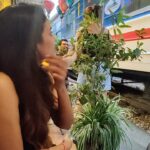 Chandini Tamilarasan Instagram – Traveling😍 It leaves you speechless, then turns you into a storyteller 😍❤️
Thank you @railwaycafehanoi for the amazing food 
Travel partner @nanda_offl 😜😜

#vietnam #hanoirailwaycafe #hanoitrainstreet #vacay #vacation #holiday2023 #chandinitamilarasan #chandini #hanoi #photodump Hanoi Train Street