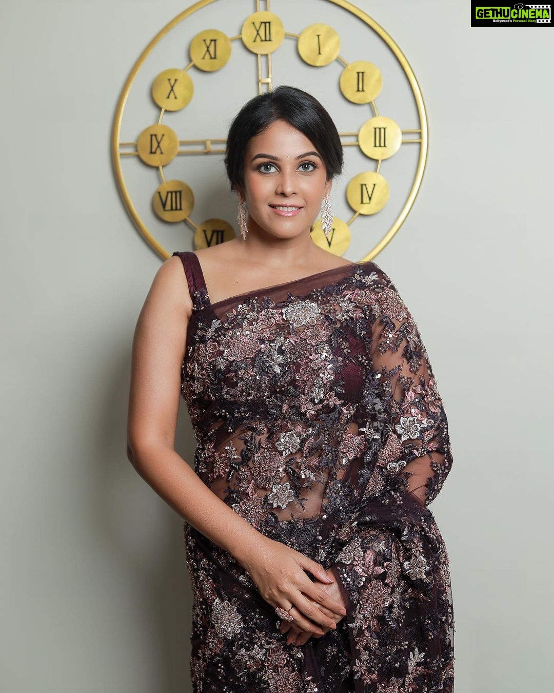 Chandini Tamilarasan Instagram - "The wait is over! Today is a big day for us as BOMMAI hits the screens. Get ready for a rollercoaster of emotions and unforgettable moments. Do let me know how you guys like the movie 😍 check it out in theatres near you . 📸 - @evidencemaker ✨ Styled by @indu_ig ✨ Makeup @deepz_beautyjourney ✨ Hairstylist @prem_hairstyle ✨ Saree @knotweddinghouse ✨ Jewelry @fineshinejewels✨ Assisted by @ramanna386 #sjsurya #priyabhavanishankar #radhamohan #chandinitamilarasan #bommai #bommaipressmeet #bommaionjune16 #MovieRelease #fridayrelease Chennai, India