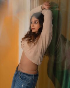Chandini Tamilarasan Instagram - Break free from the confines of what is expected and venture into the realm of what is possible.
📸 @irst_photography ✨
Mua  @mua_supriya ✨
Hairstylist @lakshana_hairstylist ✨

#chandinitamilarasan #chandini #actresschandini