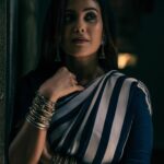 Chandini Tamilarasan Instagram - GOOD VIBES ONLY 😍 📸 - @thestoryteller_india ✨ Outfit - @myurabyanithaprabhu Styling - @navadevi.rajkumar ✨ Mua - @anupama.krishnamachari ✨ Hairstylist - @prem_hairstyle ✨ #chandinitamilarasan #sareelove #saree #sareefashion #tamilactress Chennai, India
