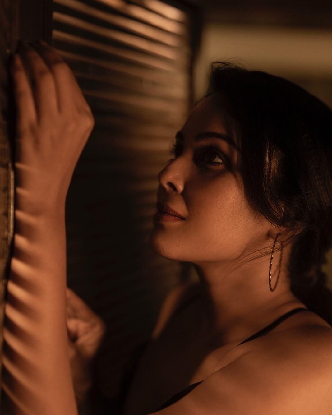 Chandini Tamilarasan Instagram - “The most courageous act is still to think for yourself. Aloud.