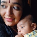 Chandra Lakshman Instagram – ..for all the things my hands have held,the best by far is you 💖😘

#moongirl #mybaby #blessed #love #🧿 #motherhood #365daysofgratitude