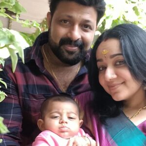 Chandra Lakshman Instagram - Creating memories 🧿❤️

#moongirl #lifeisbeautiful #blessed #love #ourson #greatful #365daysofgratitude