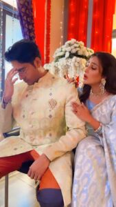 Chhavi Pandey Instagram - bataaiye anuj 🤣 #funnyvideos #funnyreels #instagram #instareels #reelitfeelit #anuj #maya #gauravkhanna #chhavvipandey