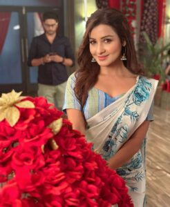 Chhavi Pandey Instagram - #maya#anuj 🌺