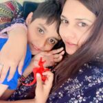 Dalljiet Kaur Instagram - Candid! Us! By the way Jaydon has his lips sealed because he was sure he will get a lipstick on his face because of a filter 🤣 London, United Kingdom