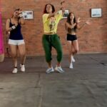 Dalljiet Kaur Instagram - Culture is a beautiful thing With Rema touring India, Burna Boy with his beautiful collaboration and my girl @kaurdalljiet moving to Kenya. The more we come together the richer the world becomes. Tag some amazing Indian dancers and let’s see how they work with this beautiful @bienaimesol x @iamdjedu track! 💕💕