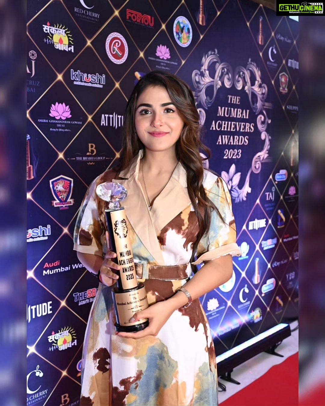Debattama Saha Instagram - Thankyou @themumbaiachieversawards for this๐ค๐ซถ๐ปโค๏ธ. Also, I'd like to express my deepest Gratitude to everyone who has helped me achieve this award. Sorry for the delay though! ๐
๐ . . . . . . . . . #instagood #awards #Gratitude #love #instagram