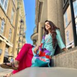 Debattama Saha Instagram - Like I said, it’s something new, something that I’ve never actually done before. Something that I never actually planned I’d do…. But here it is… “Tobu Bhalobashi” , a Bengali film… 🍿 How I wish I could explain in words about how I enjoyed every bit of it shooting it in UK…. This girl has all the shades that I actually love… A Romantic Comedy indeed! Will reveal more when the dates are near… I’m sure you’ll love it. I’m gonna share more details about how and where you can watch later! Till then let me still concentrate on this beautiful, stubborn, silly and still intelligent girl as I continue it’s shoot elsewhere! 🎥🫶🏻♥️ . . . . . . : #tobubhalobashi #debattamasaha #debattama #bengali #movie