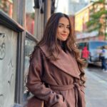 Debattama Saha Instagram - Go out there and live a little! 🤍🫶🏻✨ . . . . . . . . 📸 @pritam.official . . . .#instagood #instalike #instadaily #instafashion #instamood #instalove #instacool #instaphoto #instatravel #travel #london #unitedkingdom London, United Kingdom