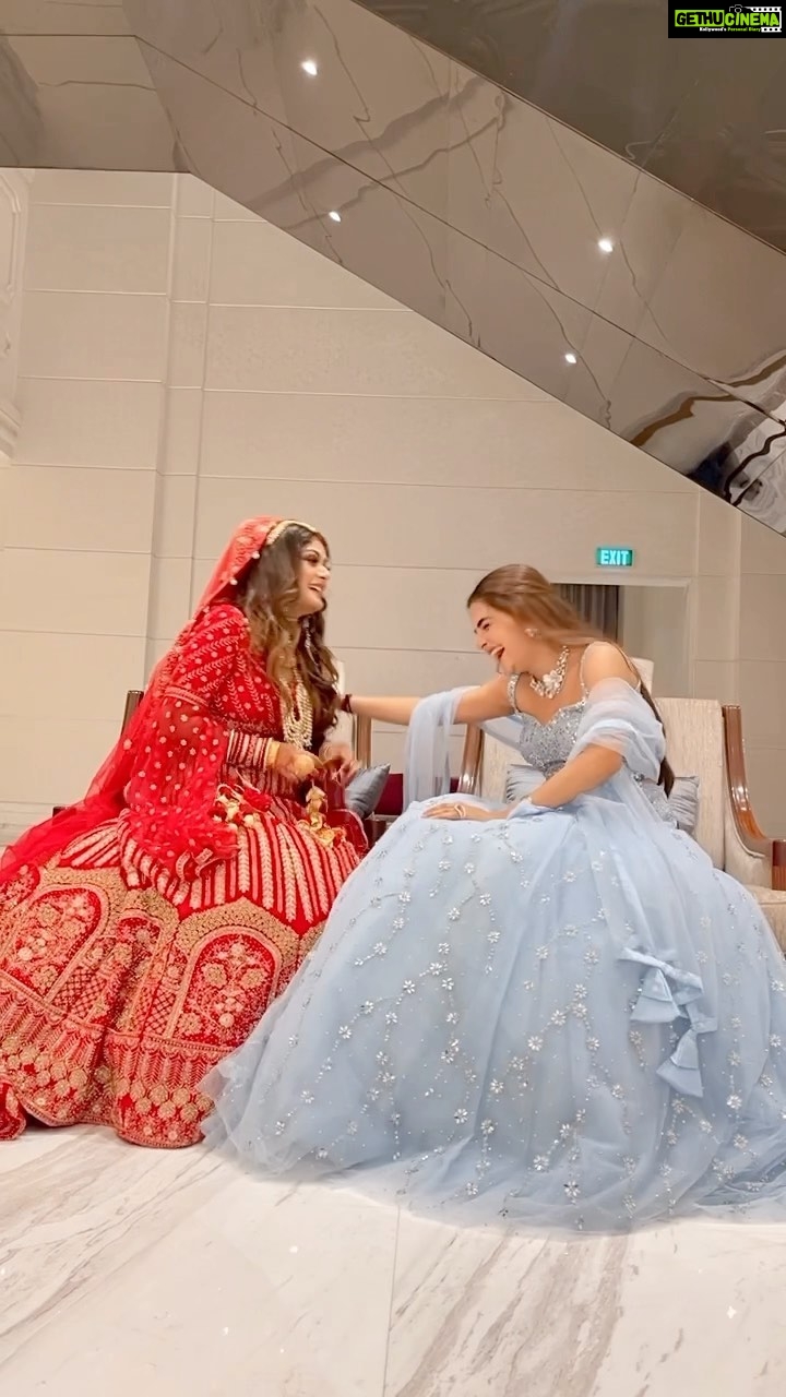 Debattama Saha - 149.2K Likes - Wedding shenanigans … On loop 🔁 🤣
.
.
.
.
.
#wedding #debattamasaha #bestfriendswedding #fun #trendingreels #reels #instagram