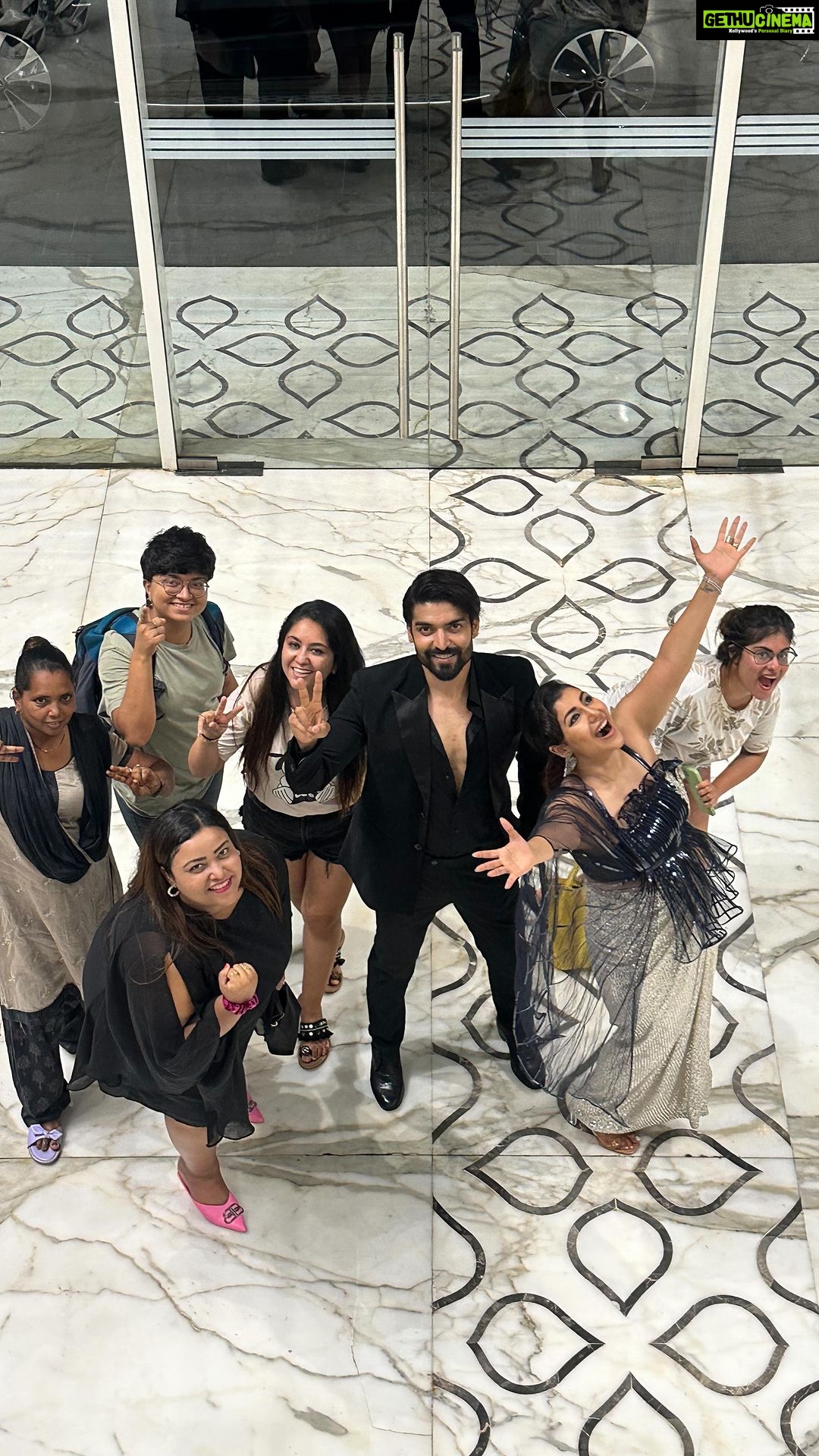 Debina Bonnerjee Instagram - Look at his #girlgang 😉💪🏻🖤 . . #love #DGTeam #ace #trending #trendingreels #debinabonnerjee #gurmeetchoudhary