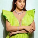 Deepika Singh Instagram – 💚💚💚
.
.
#videoedit @ajayyyyy__00 
#photography @artographybysagar 
#greengown #photoshoot #deepikasingh