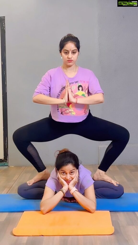 Deepika Singh Instagram - Celebrating sawan first Monday through yog with my fellow yogini partner @anjugupta.yoga ❤️🧘‍♀️. These acrobatic yoga you can do with your partner or with your friend. These strengthening yoga poses helps you achieve a strong core muscles and strong arms . Please Do it in the observation of your teacher and trainer 🙏🏻. . . #monday #fasting #sawansomwar #harharmahadev #yoga #acrobaticyoga #partneryoga #yogini #friend #deepikasingh