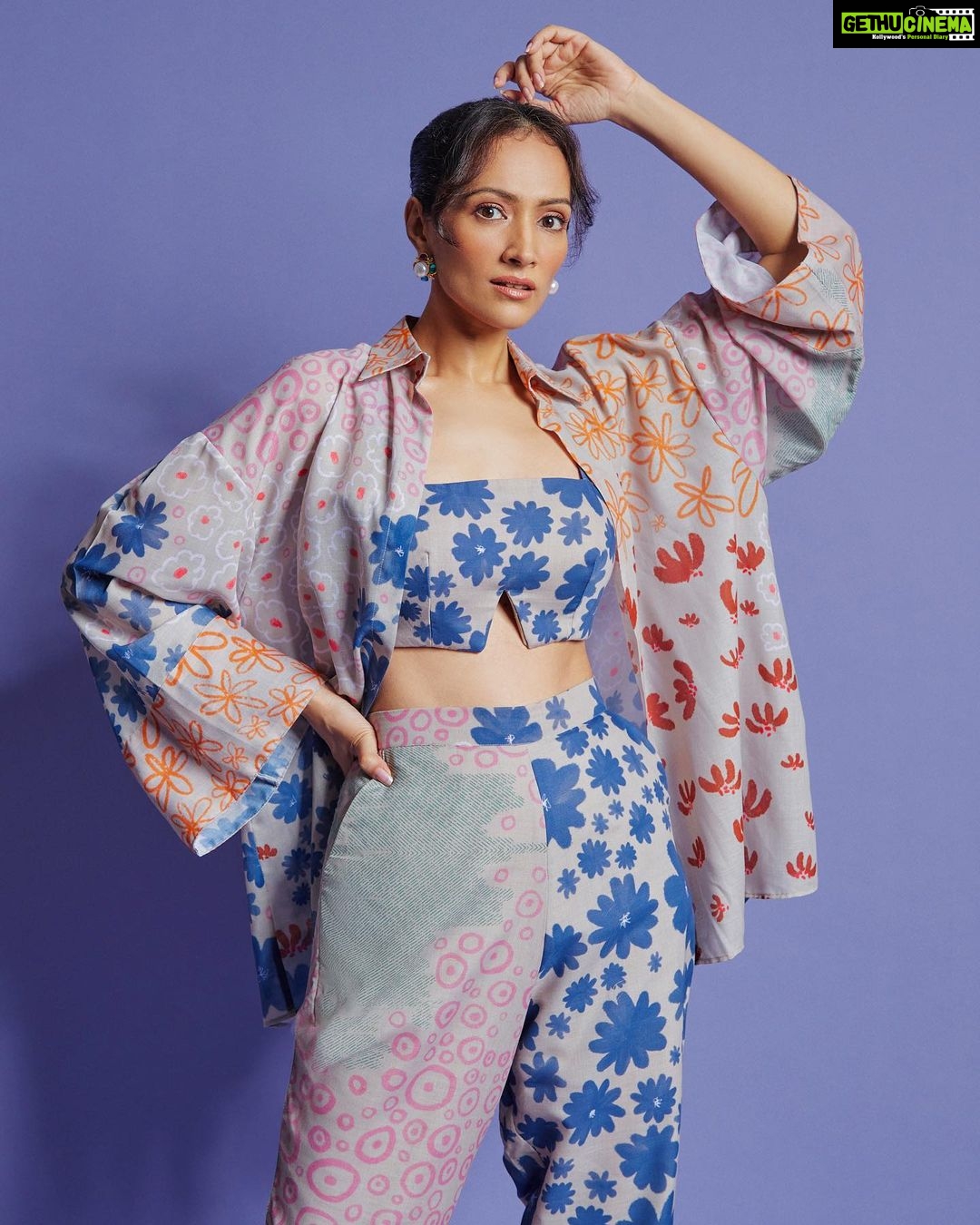 Dipannita Sharma Instagram - Promotions … #Neeyat 🧡 Outfit @zi.p__ Jwellery : @houseofrenie Shoes : @oceedeeshoes Makeup : @sonamvaghani.mua Hair : @jayshreethakkarhairartist Style by @who_wore_what_when Photographer : @thefirstclik Neeyat in theatres 7th July !!!