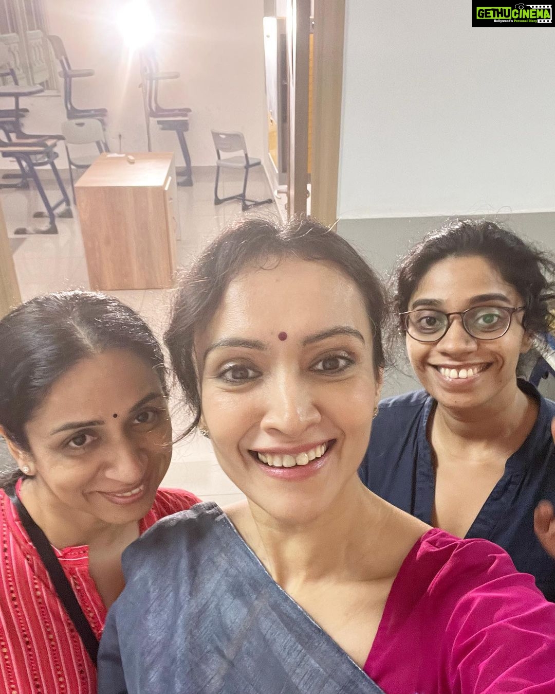 Dipannita Sharma Instagram - It’s been wonderful being part of this project . More power to #schoolcinema for creating content to educate children in a fun manner . @ekal_deep_kaur our 2nd together !!! Here’s to many more … to the entire team & the beautiful bright kids ♥️♥️♥️ Sooooo much warmth … #creategood #workmode #cinemalove