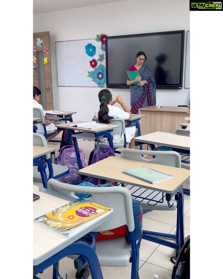 Dipannita Sharma Instagram - It’s been wonderful being part of this project . More power to #schoolcinema for creating content to educate children in a fun manner . @ekal_deep_kaur our 2nd together !!! Here’s to many more … to the entire team & the beautiful bright kids ♥️♥️♥️ Sooooo much warmth … #creategood #workmode #cinemalove