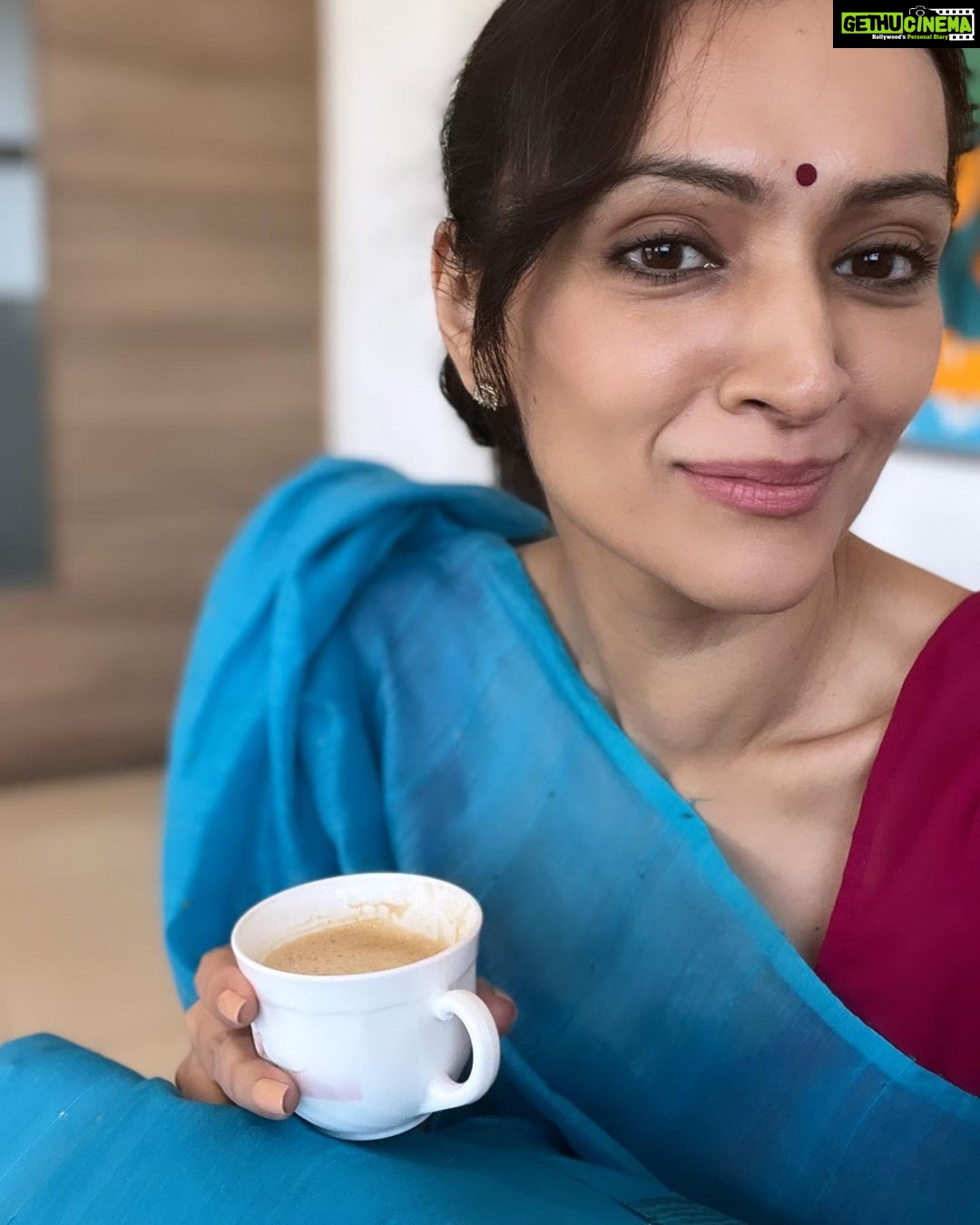 Dipannita Sharma Instagram - 🩵 A new character … Calm amidst the chaos … the absolute fun of being an actor ! More on this … #shortfilm #workmode