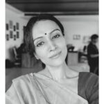 Dipannita Sharma Instagram - 🩵 A new character … Calm amidst the chaos … the absolute fun of being an actor ! More on this … #shortfilm #workmode