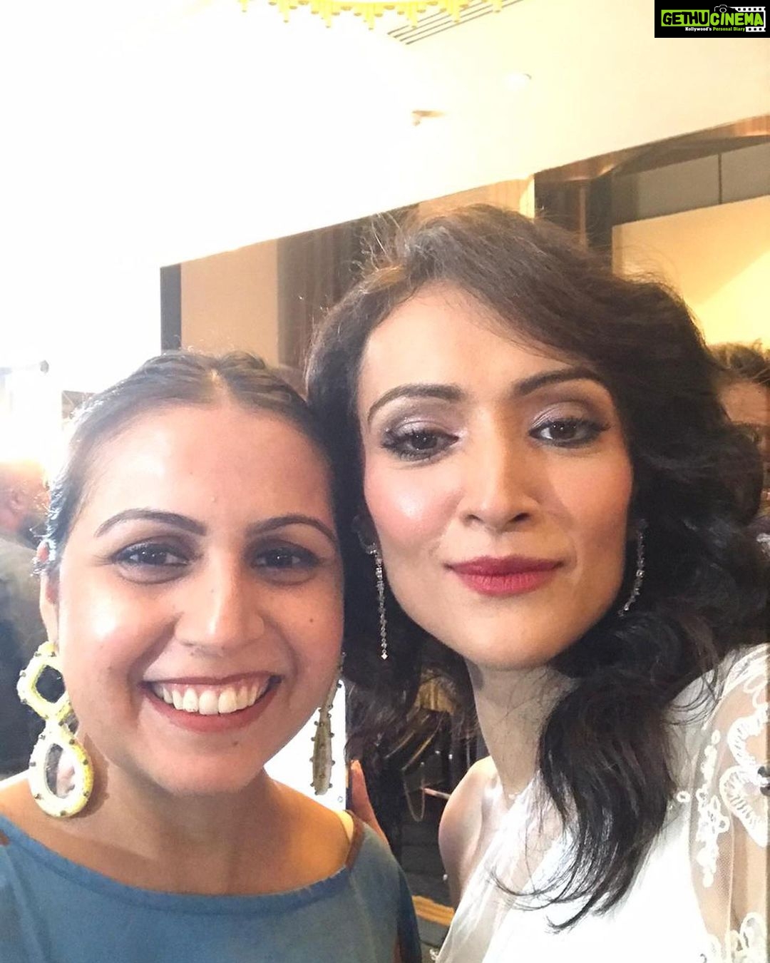 Dipannita Sharma Instagram - Here’s to all my people who were there for me at the screening of #neeyat (my new theatrical release. A film I’m so happy & proud to be a part of ) . Thank you guys so much . There were many more I wanted to invite but couldn’t due to limited seating . I hope everyone goes & watches the film 🙏🏼 … @jignasa_ @dhruv.tripathi @brainuse @tanvegandhii @shishiradmane @vidyamalavade @celijohn Love you all … @neerajkabi May I just say how thankful I am that you were my co actor in this film . Thank you so much really, always !!! Noor & Sanjay suri - quite the team … Neeyat in theatres now … ♥️ @abundantiaent Sari : @dilnazkarbhary Jewellery : @dashia.in Bag : @eena.official Shoes : @fizzygoblet Makeup : @sonamvaghani.mua Hair : @jayshreethakkarhairartist Styled by @who_wore_what_when