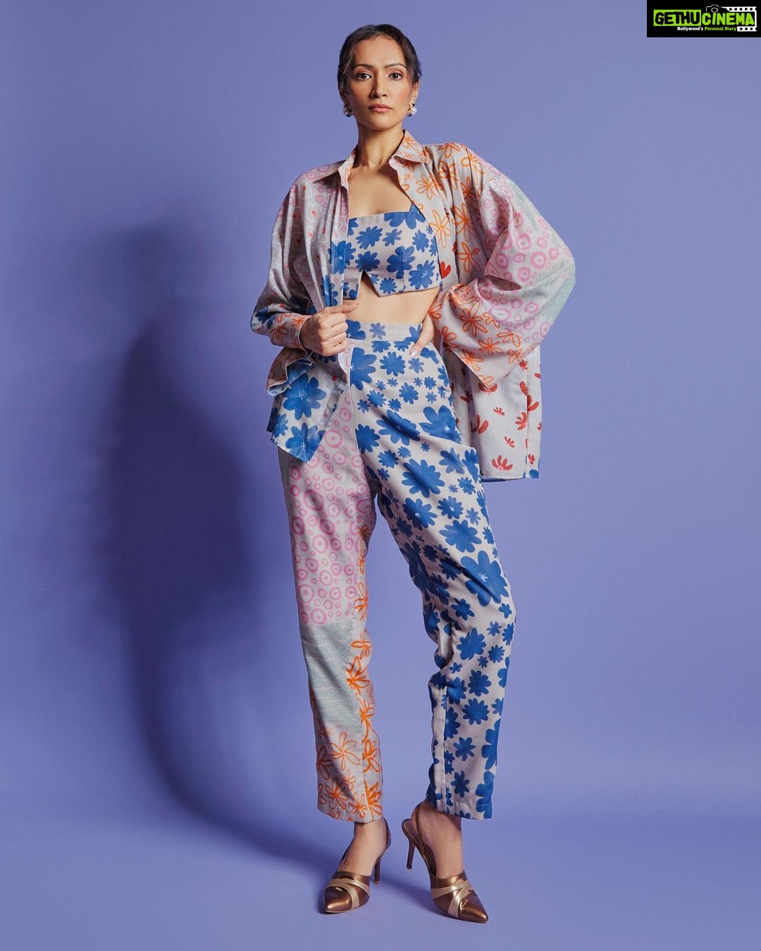 Dipannita Sharma Instagram - Promotions … #Neeyat 🧡 Outfit @zi.p__ Jwellery : @houseofrenie Shoes : @oceedeeshoes Makeup : @sonamvaghani.mua Hair : @jayshreethakkarhairartist Style by @who_wore_what_when Photographer : @thefirstclik Neeyat in theatres 7th July !!!