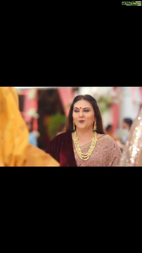 Dipika Chikhlia Instagram - New amazing serial coming soon for you from our favorite @dipikachikhliatopiwala and team. Something earthy and grounded. #ektajain #actress #dipikachikhlia #serial #new #comingsoon #newserial #nature #newstory #tv #tvshow Mumbai, Maharashtra