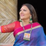 Dipika Chikhlia Instagram - Women and there shringar …. Never outdated …. Collab with ….#art_with_abhijeet @art_with_abhijeet #artwithabhijeet #heritagejewellery #handmadejewellery #instagood #photography #photooftheday #instagram #picoftheday #fashion #beautiful #reelitfeelit #reelofinstagram #reels #fashionreel #moodyreel #mumbaiinstagram #instagramreel #instareel#dipikachikhliatopiwala #Trendingreels #viral #Viralvideo #dipikachikhlia #dctmovies #dhartiputranandani