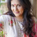 Dipika Chikhlia Instagram - Music is food for soul #music #soul #hindi #instagood #photography #photooftheday #instagram #picoftheday #fashion #beautiful #instadaily #mumbai #style #photo #happy #explore #reelitfeelit #reelofinstagram #reels #fashionreel #moodyreel #mumbaiinstagram #instagramreel #instareel#dipikachikhliatopiwala #Trendingreels #viral #Viralvideo #dipikachikhlia #dctmovies