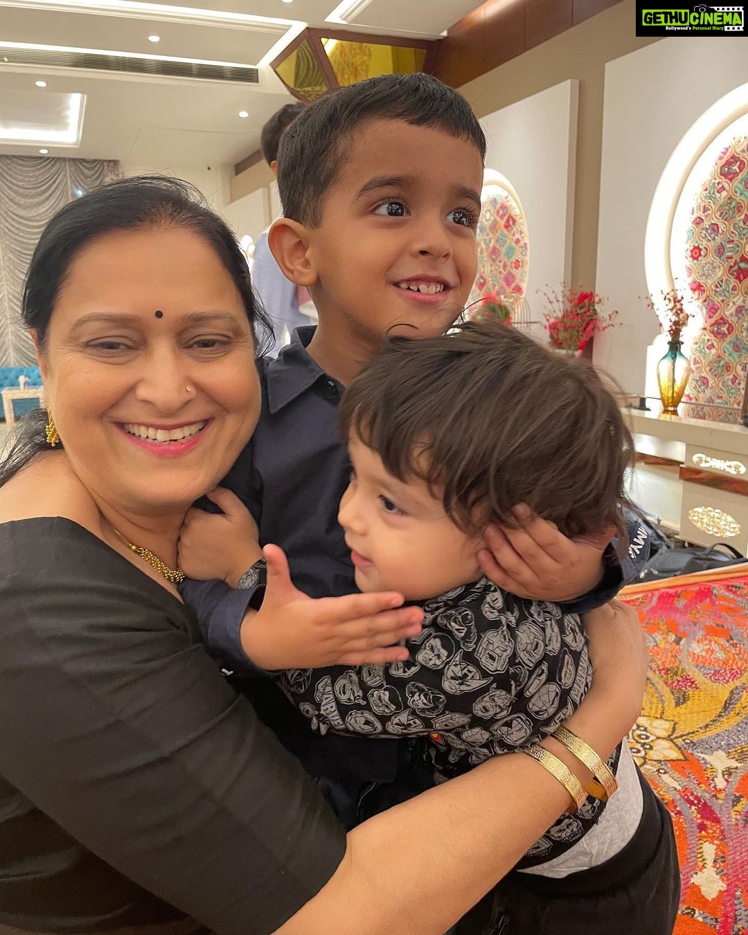 Ekta Kaul Instagram - Happiest “Aaehi” day!